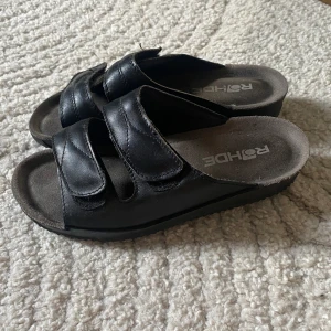 tofflor / sandaler - Nyskick 🍸⚡️💐🤩🙌🏼