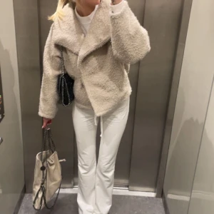 Kappa Gina tricot - Jätte fin beige jacka från Gina tricot!🌸Använd fåtal gånger! (nyskick) säljer pga har för många jackor🌸