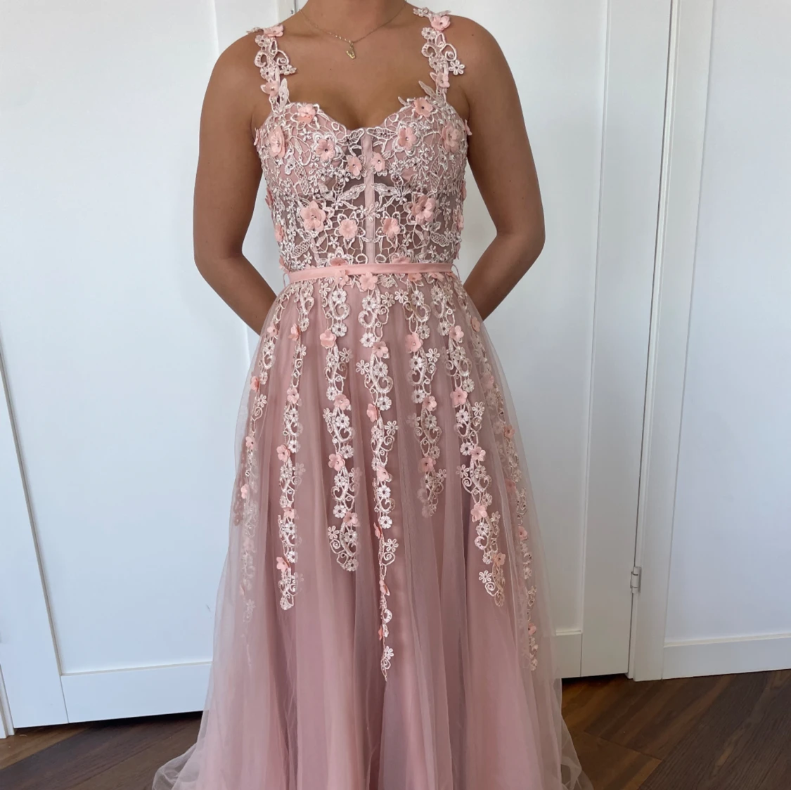 balklänning från dressroom  - 90