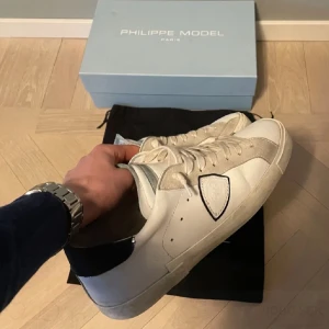 Phillipe model - Säljer dessa phillipe model i gott skick | Dustbag ingår, Priset är diskuterbart. Skriv vid frågor eller funderingar 