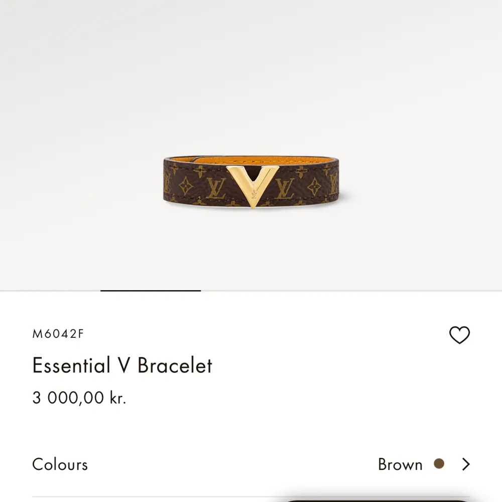 Säljer nu mitt älskade armband från Louis Vuitton pga att det tyvärr inte kommer till användning, knappt använt🤍 Kvitto och alla tillbehör medföljer☺️Nypris 3000. Accessoarer.