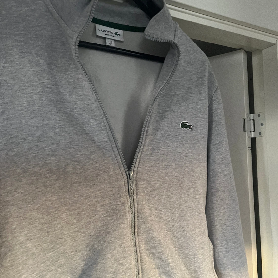 Lacoste zip hoddie  - 90