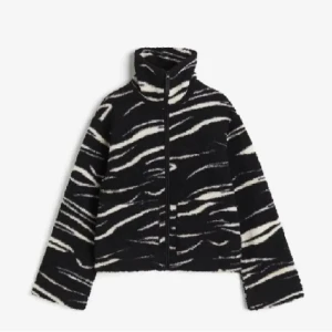 zebra jacka - sitter bra på mig som brukar ha S/M, nyskick  