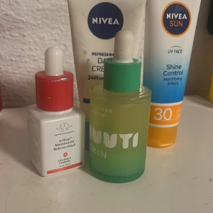 Säljer detta - Inte så mycket kvar i Smuuti, drunk elefant serumet säljer jag inte!!❤️ nivea krämer 90%
