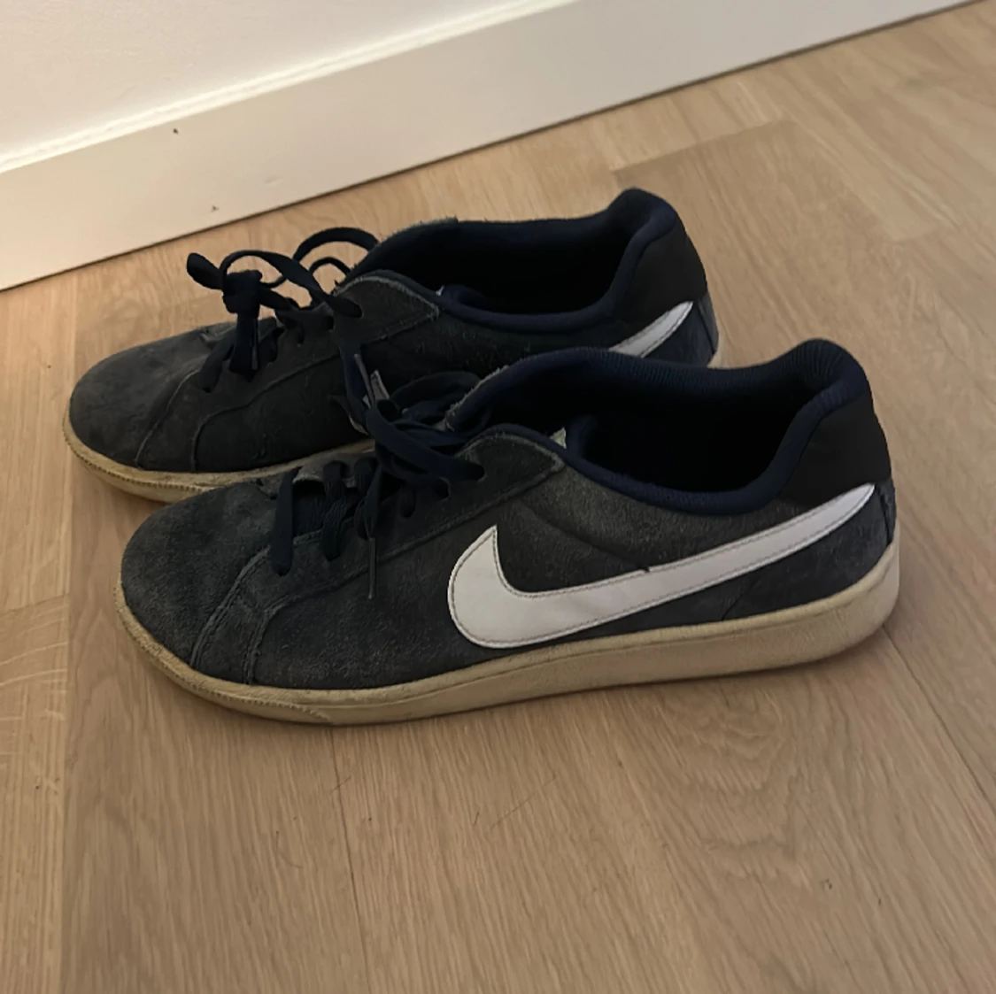 Nike sneakers (44) - 90