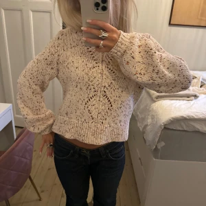 Super fin stickad tröja - Super fin stickad tröja😍😍köpt i Frankrike så inget känt märke