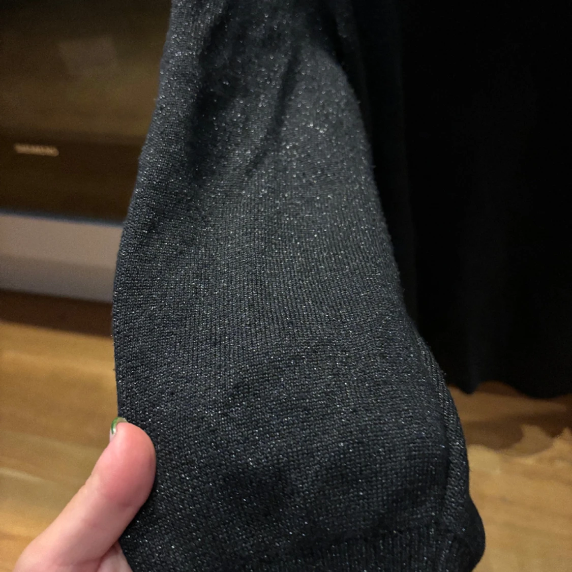 Glittrig tröja  - 91