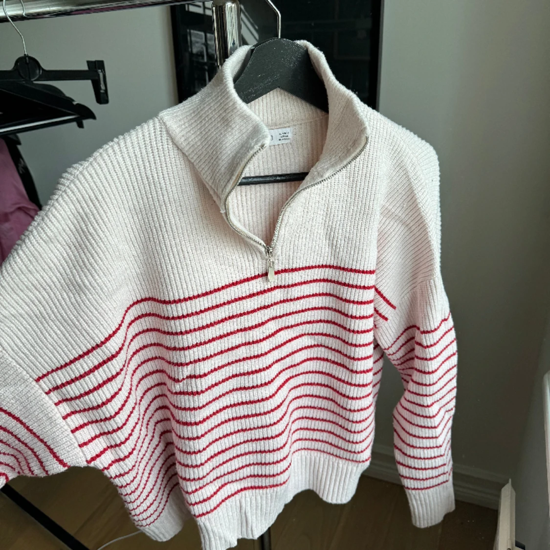 Stickad randig tröja 