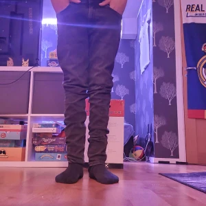 Gant byxor - Bra skick använda 2 gånger innan dom blev försmå  Kan sänka pris i dm 