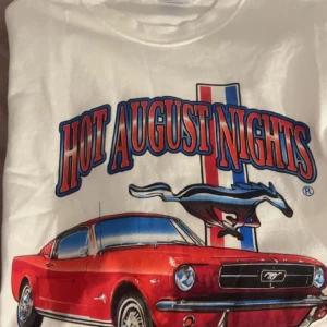 Tshirt  - Tshirt med biltryck passar upp till 3xl