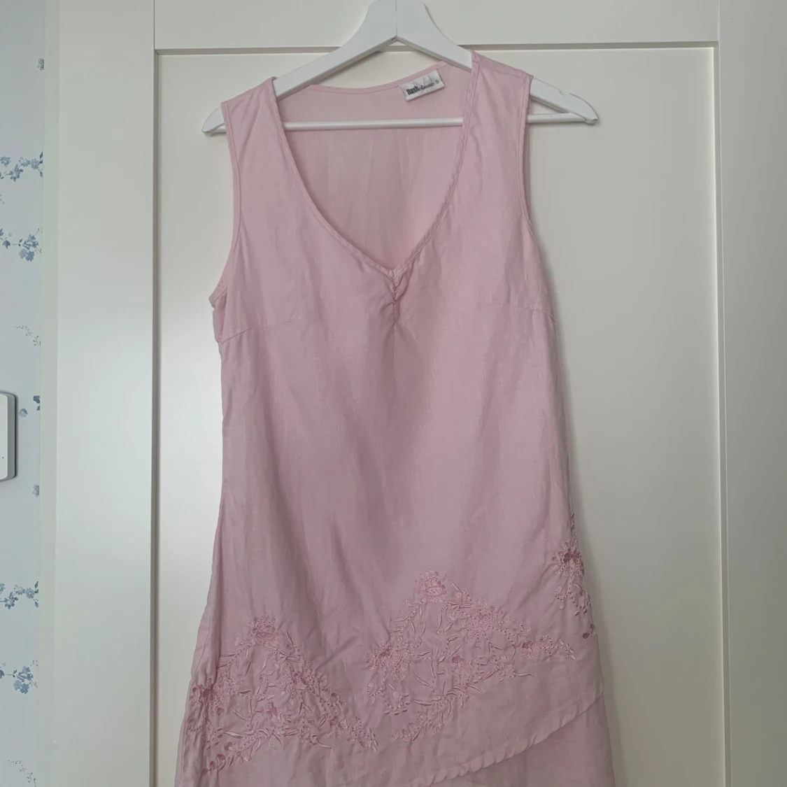 Ljusrosa Linneklänning  - 90