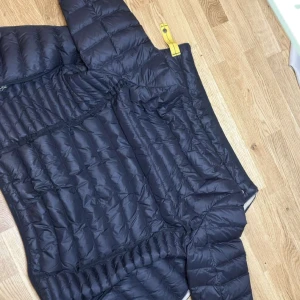 Parajumper jacka - Använt men bra skick, kan skicka fler bilder vid intresse. 