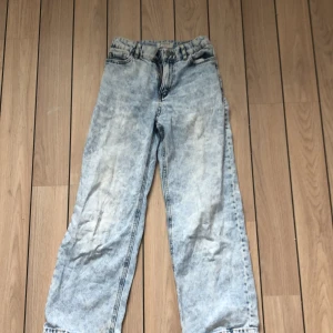 Jeans  - Jeans från Lindex  Inga defekter  Pris kan diskuteras 
