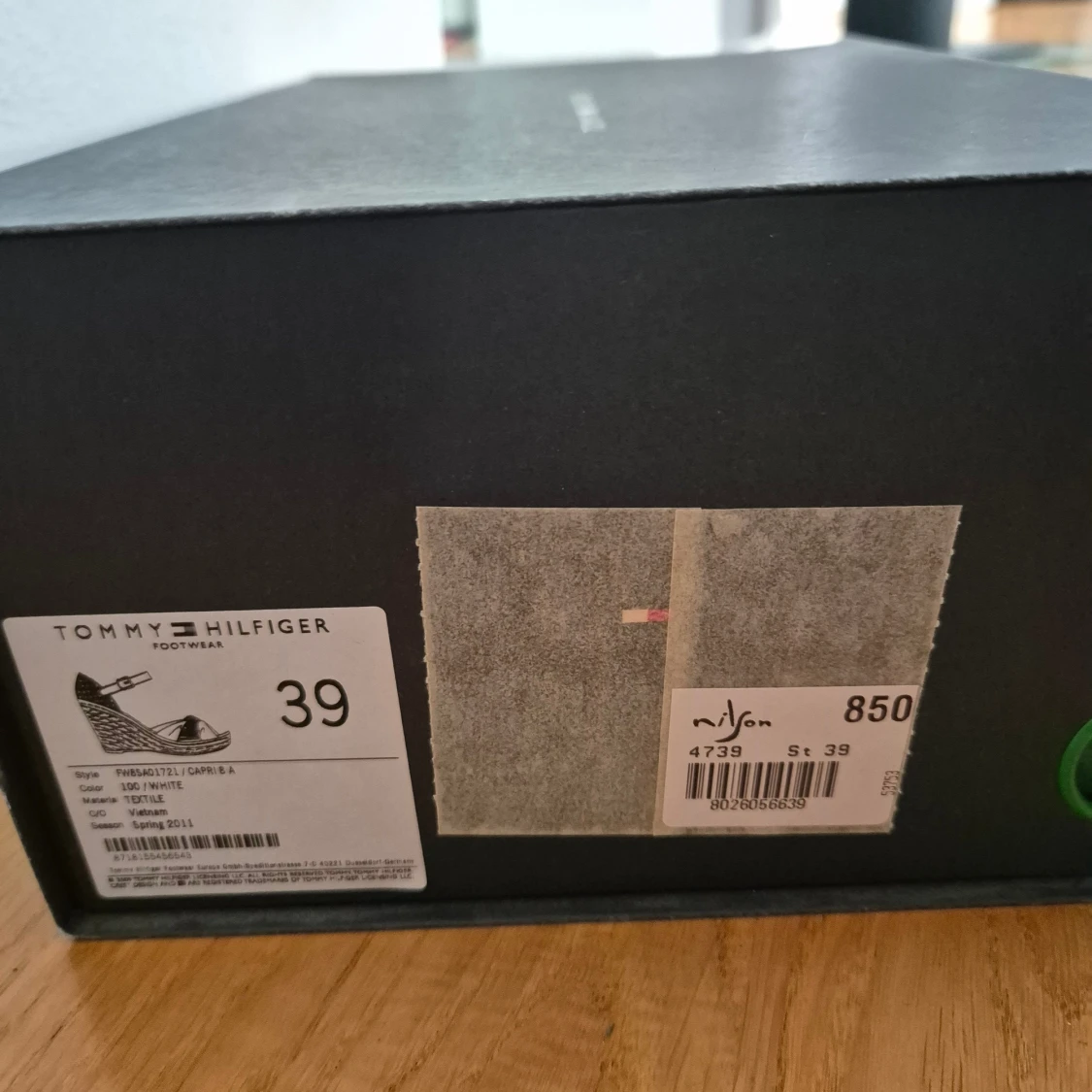 Tommy Hilfiger st 39 - 91