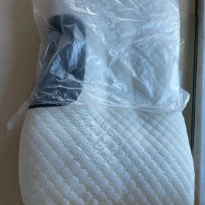 Ny fin kudde - Jag fick present men jag behövs inte den. 