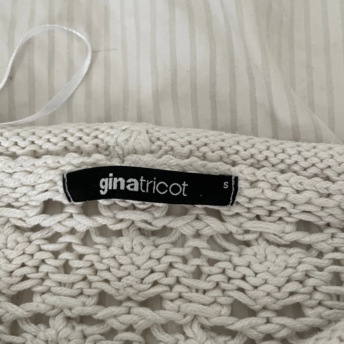 Stickad tröja  - 91