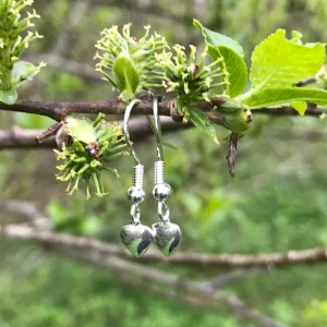 Örhängen  - Vackra silver-örhängen med hjärtan. Kontakta gärna vid frågor och innan köp☺️