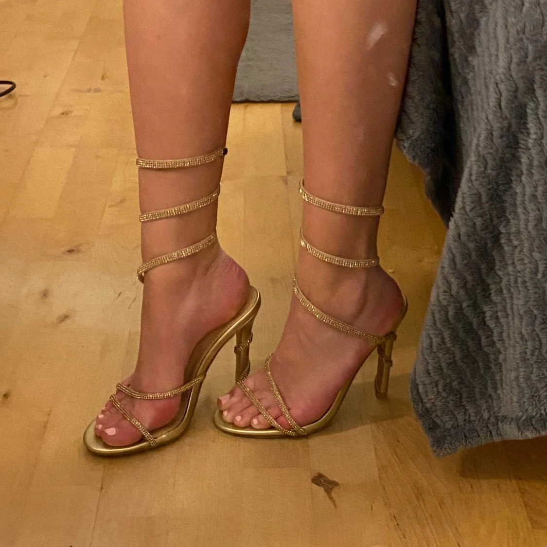 Glittriga klackskor - 92