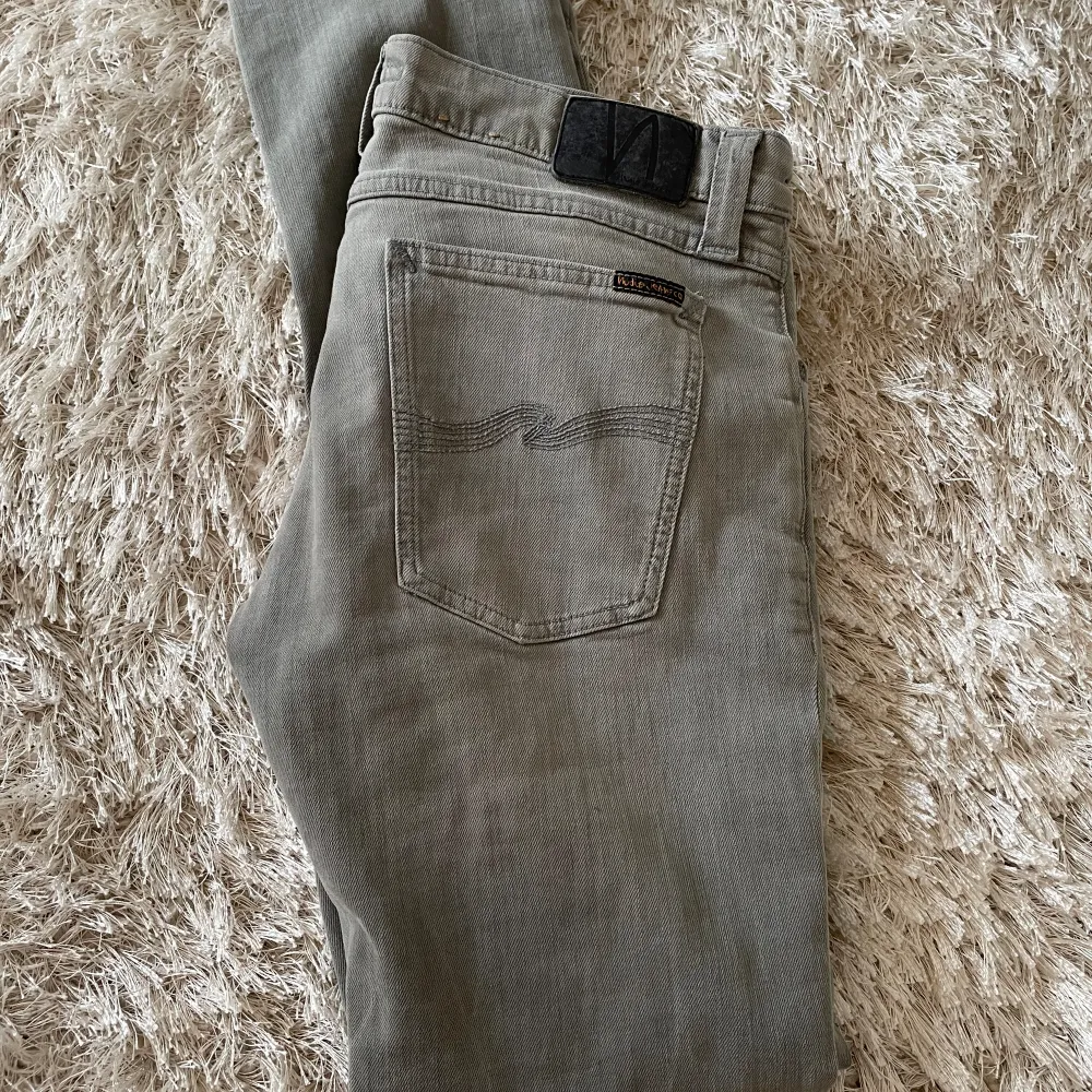 32/34 Nudie jeans Grish . Jeans & Byxor.