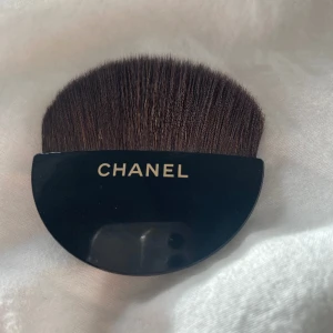 chanel borste  - perfekt till highliter chanel borste