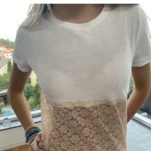 Topp - Topp i storlek xs, bara att skriva vid frågor!