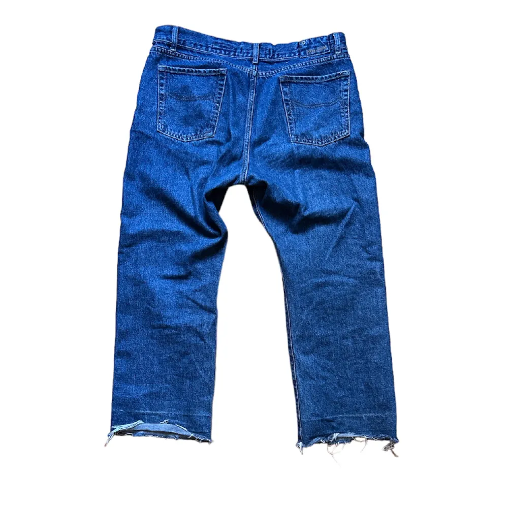 Skit snygga jeans från HUMANA . Jeans & Byxor.