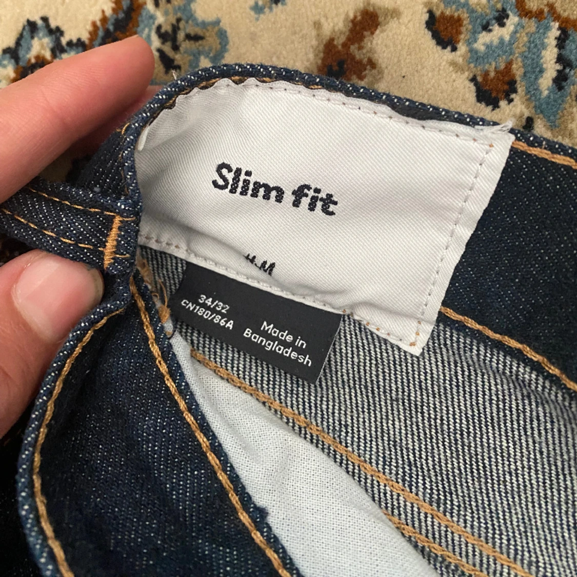 Mörkblåa jeans  - 91