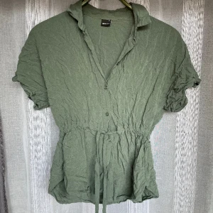 Bluse storlek 36 - Bluse storlek 36