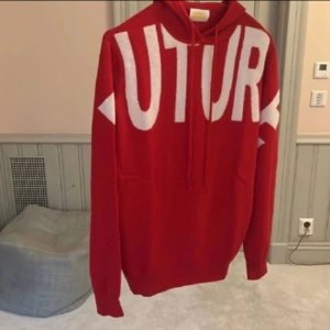 From future  - Så fin tröja i jätte bra skick från from future skriv priv för mer bilder kan sänka pris vid snabb affär 