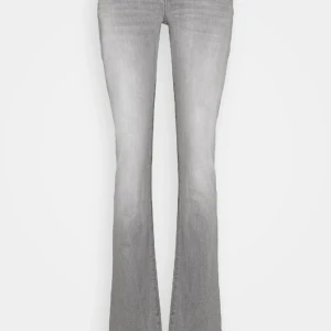 Ltb jeans  - Säljer dessa eftersom de tyvärr är för stora för mig❤️ skulle säga att de är lite stora i storleken