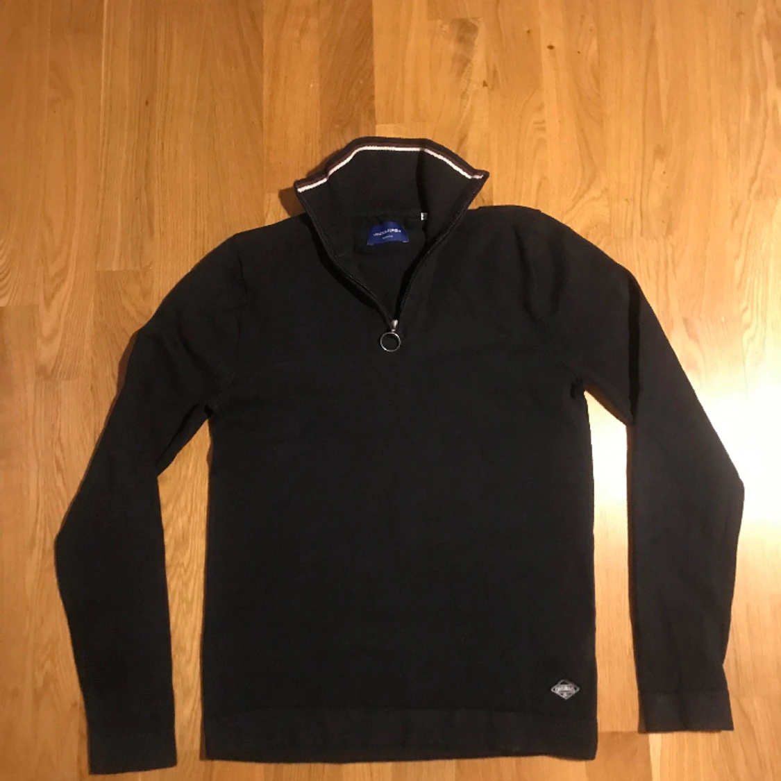 Fin stickad half zip från Jack & Jones (XS)