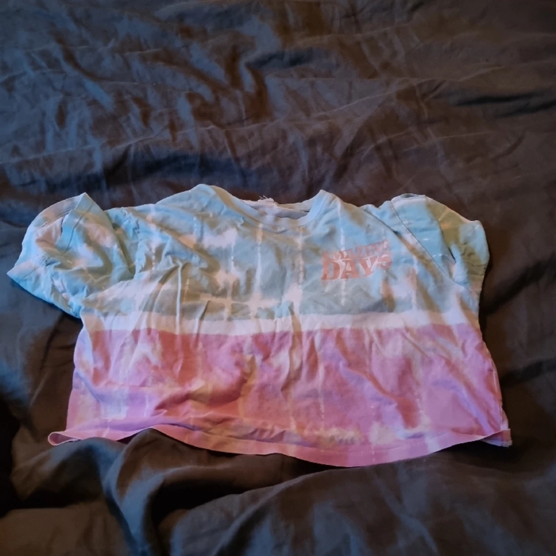 Amazing days magtröja från h&m