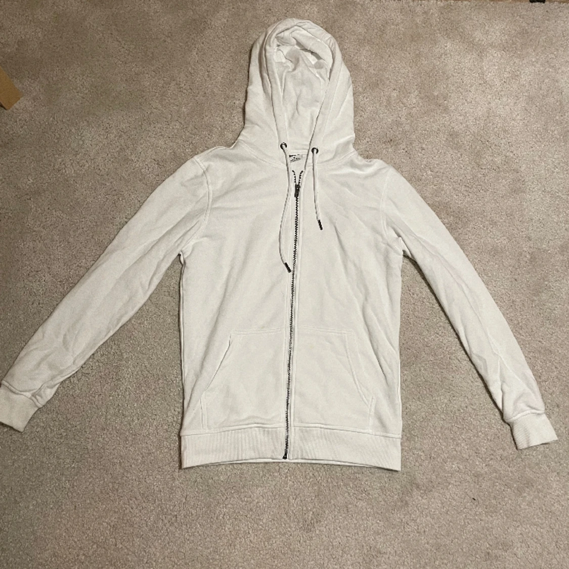 Urban Classic Vit Zip Hoodie - Stil och Komfort i Mycket Bra Skick (Stl Small) - 90