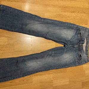 Jeans från esprite i storlek 29-32