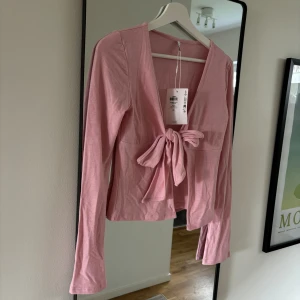 Knyt topp only - Rosa knyttopp oanvänd från only 💗