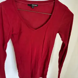 Röd basic långärmad tröja frpn Tally Weijl i XS