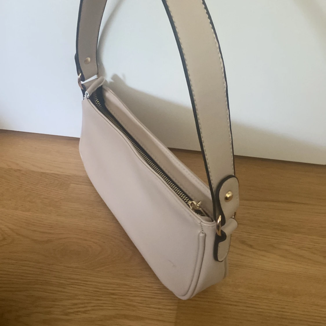 Beige väska  - 90