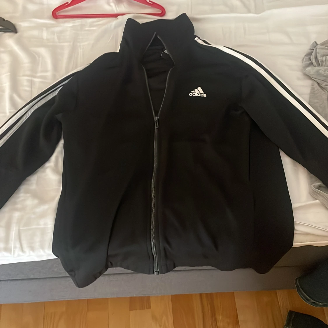 Adidasbyxor tröja