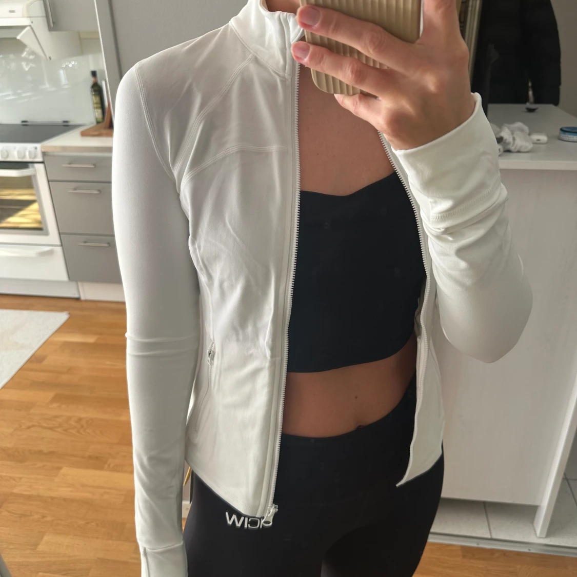 Vit träningsjacka  - 90