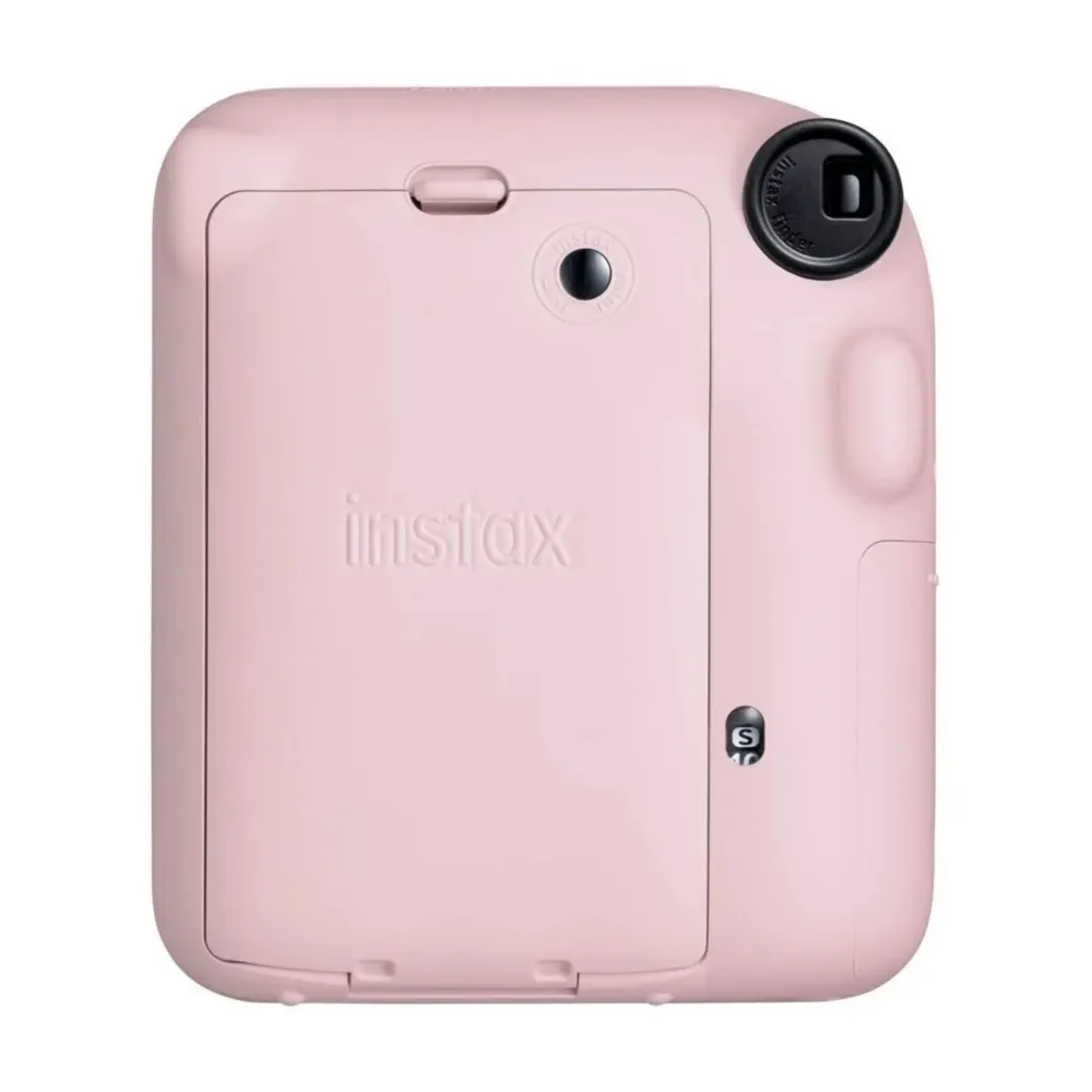 Fujifilm Polaroid kamera i färgen rosa säljes! Nyskick! Ingen film medföljer enbart kameran. Nypris 899kr.. Övrigt.