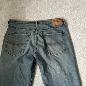 Relaxed straight jeans Levis 33x32