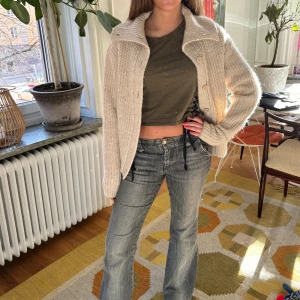 Gosig kofta - Fin och mysig kofta från cos, aldrig använd💗