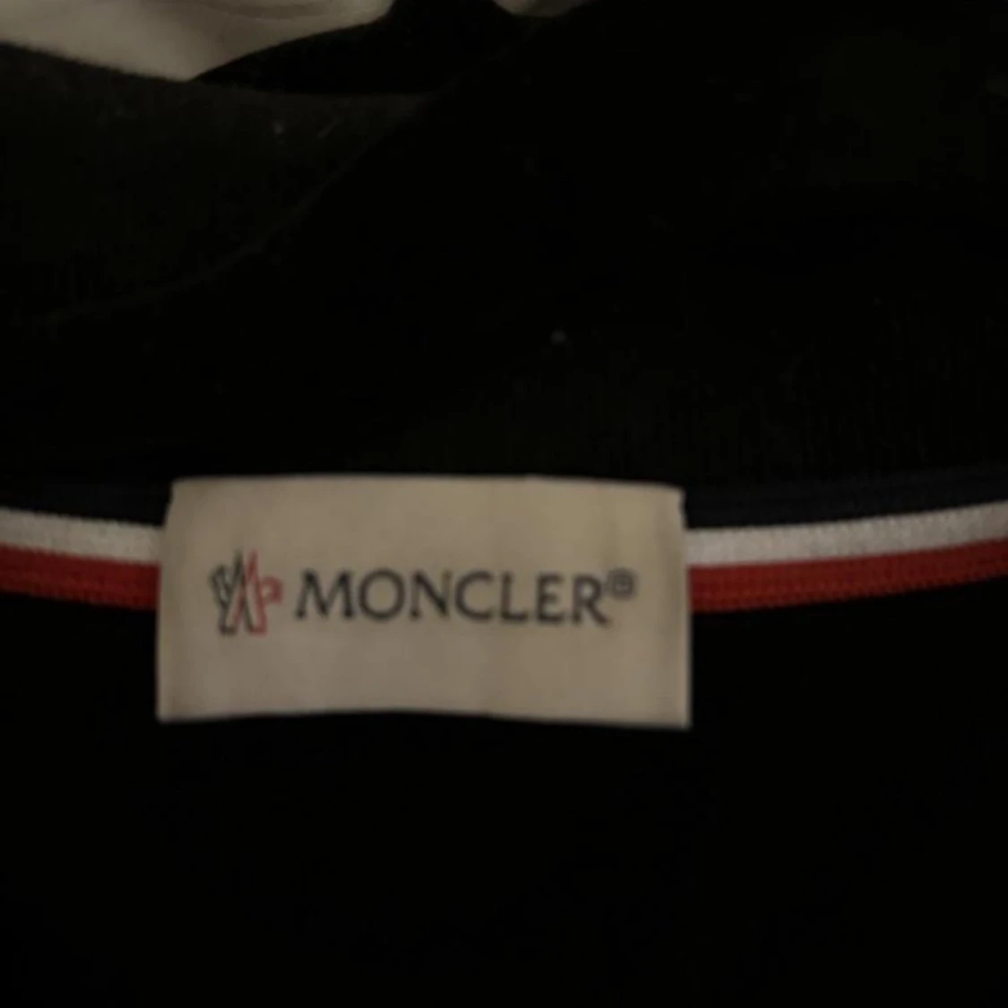 Långärmad Moncler piké  - 90