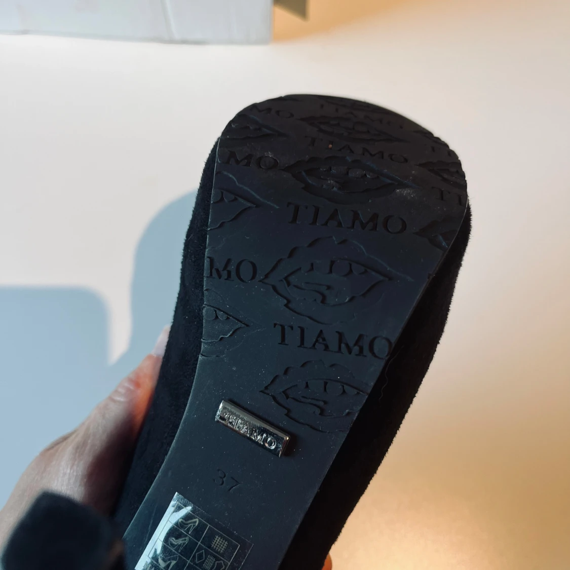 Platåpumps i sammet - 92