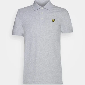 Lyle & Scott Pike - Pike i nyskick. Aldrig använt pga för liten.