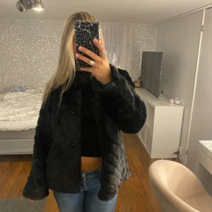 Pälsjacka - Superfint skick💗