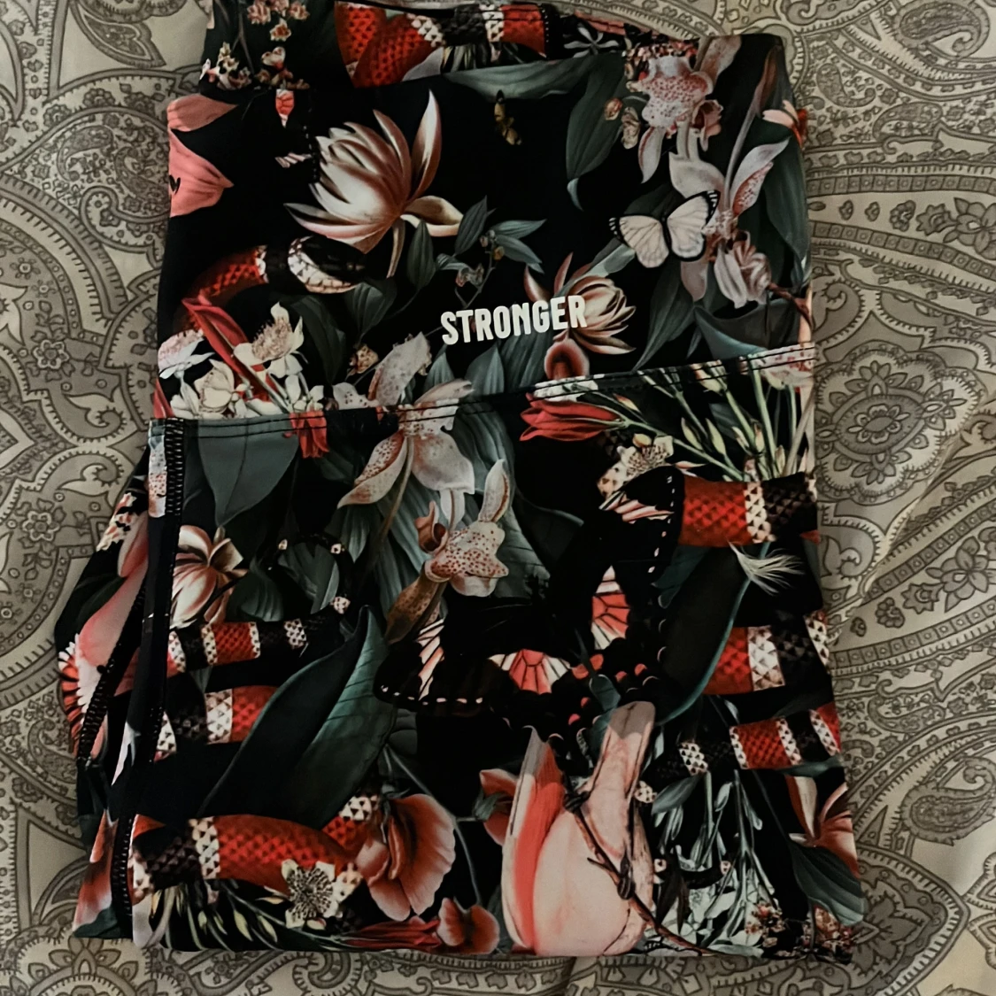 Stronger träningstights storlek S!