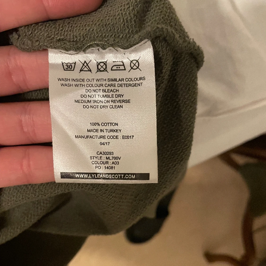 Lyle & Scott Sweater - 91