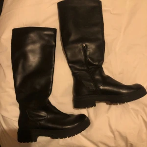 Chunky boots - Sköna skor i bra skick!