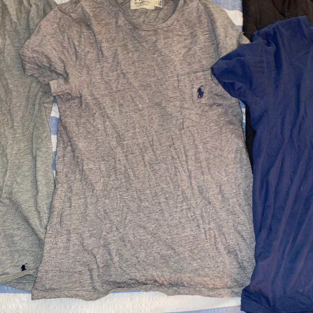Polo Ralph Louren pack för endast 499kr! Alla tröjor är i bra skick! Pris kan diskuteras . T-shirts.